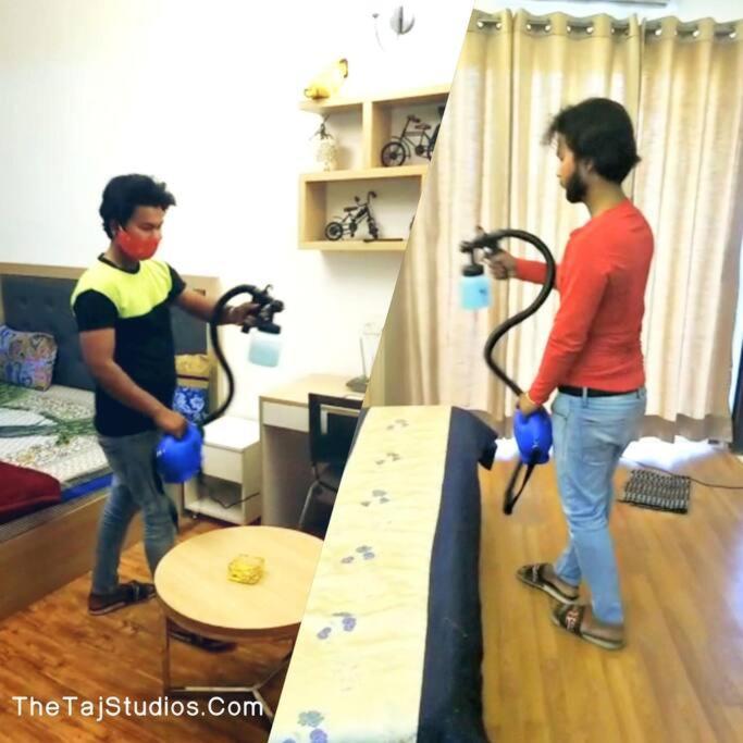 Top Luxury & Couple Friendly Stay Gp By Taj Suites & Studios #New Year Party & Stay Noida Extérieur photo